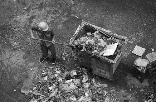Construction site with organized waste clearance